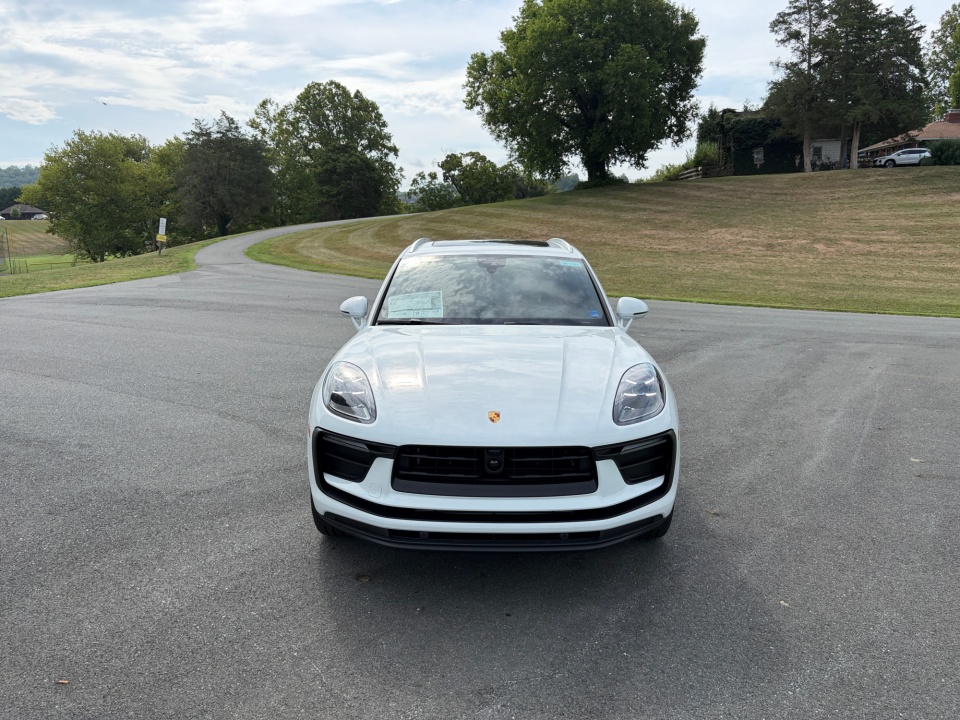 WP1AA2A54TLB17461 2026 Porsche Macan T
