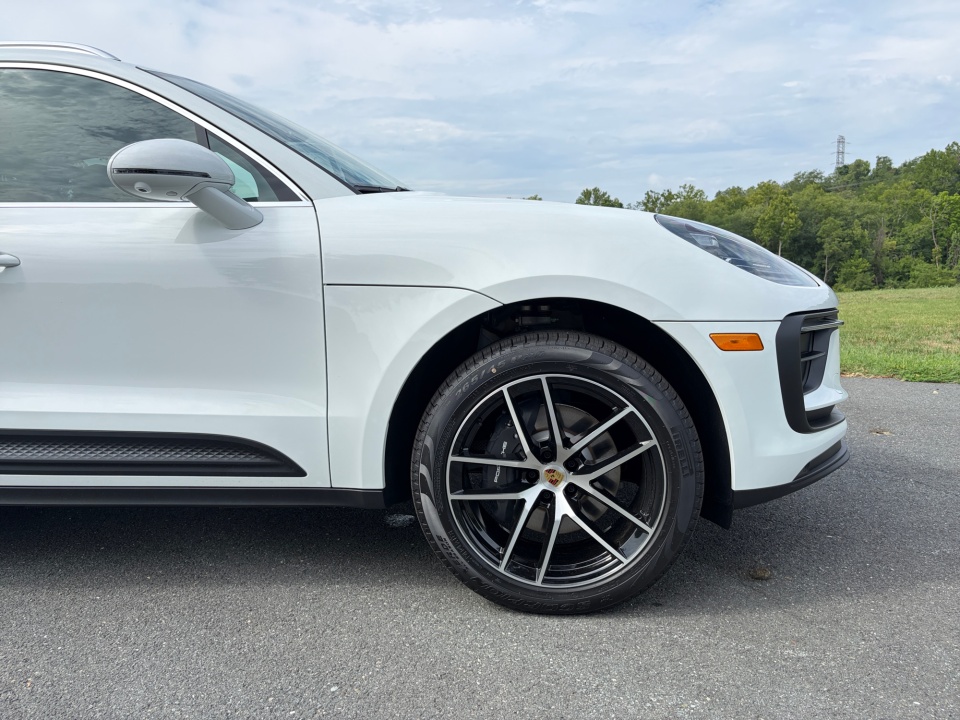 WP1AA2A54TLB17461 2026 Porsche Macan T