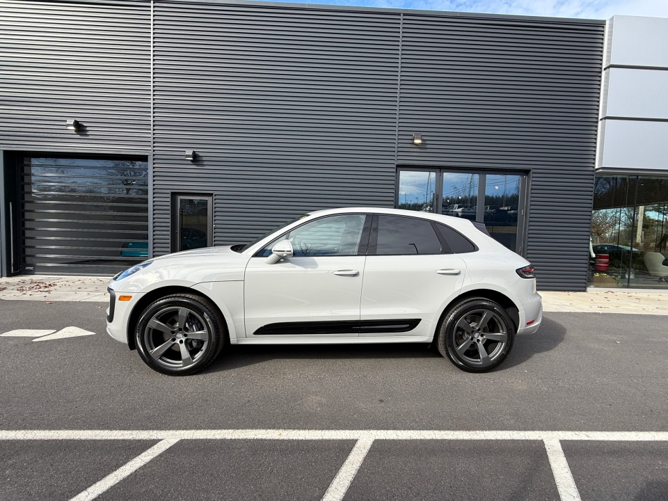 WP1AA2A55TLB06002 2026 Porsche Macan