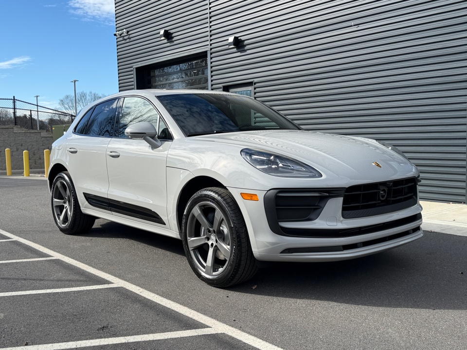 WP1AA2A55TLB06002 2026 Porsche Macan