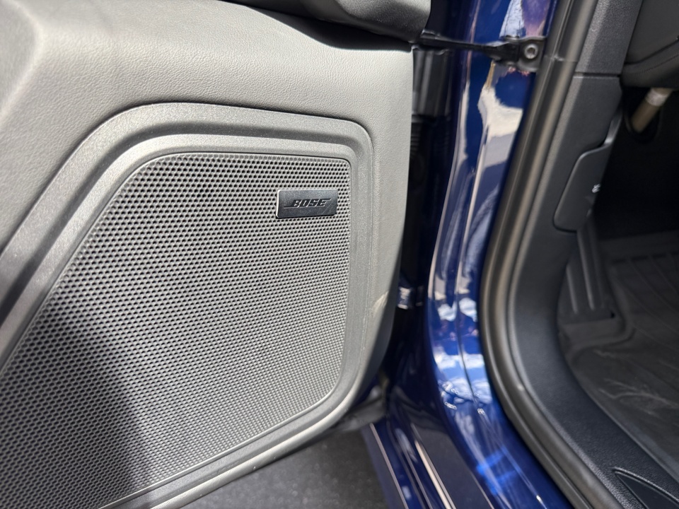 WP1AA2A58TLB10660 2026 Porsche Macan T