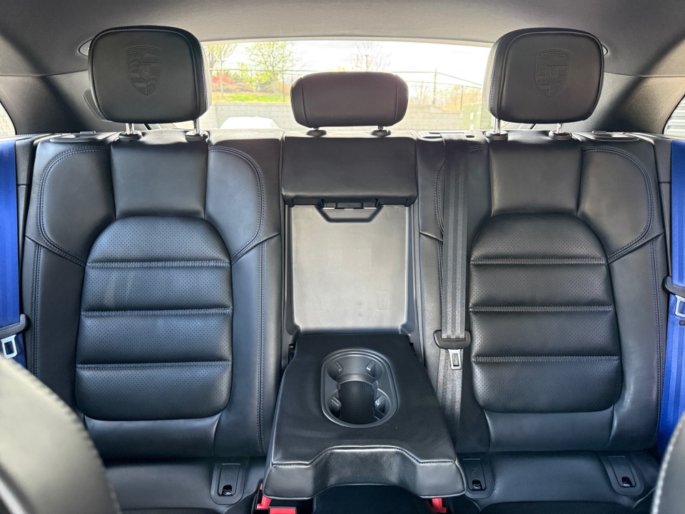 WP1AA2A58TLB10660 2026 Porsche Macan T