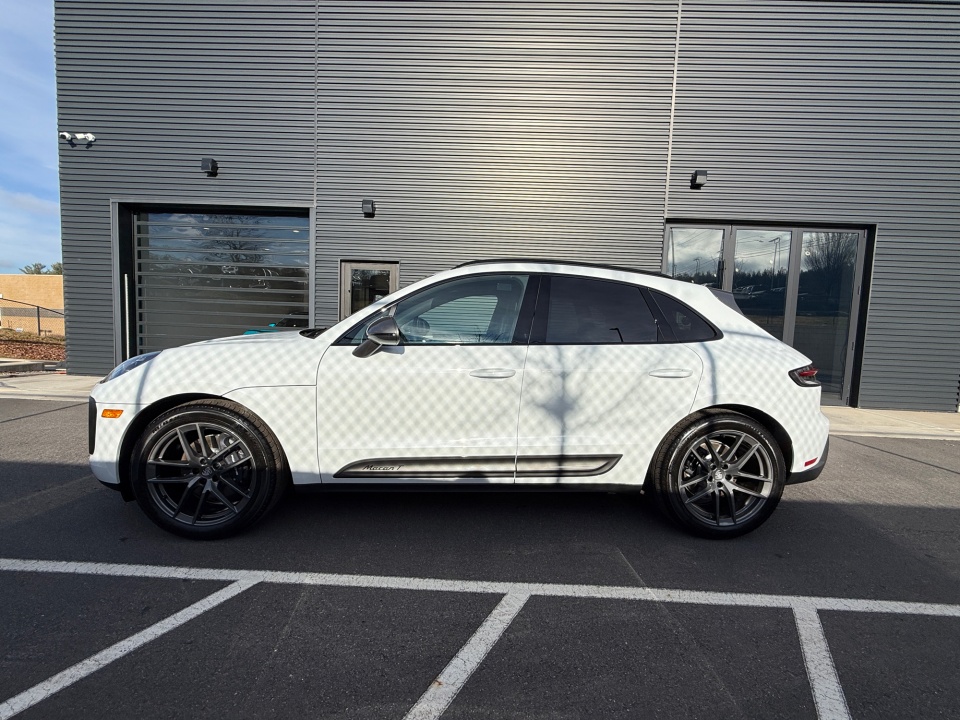 WP1AA2A59TLB05791 2026 Porsche Macan T