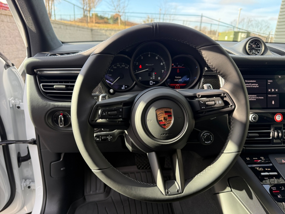 WP1AA2A59TLB05791 2026 Porsche Macan T