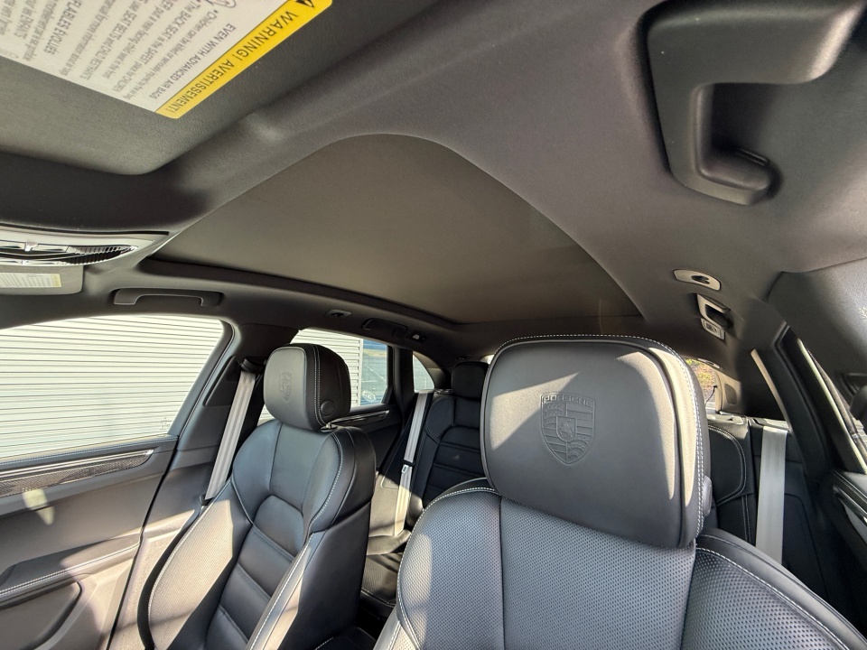 WP1AA2A59TLB05791 2026 Porsche Macan T