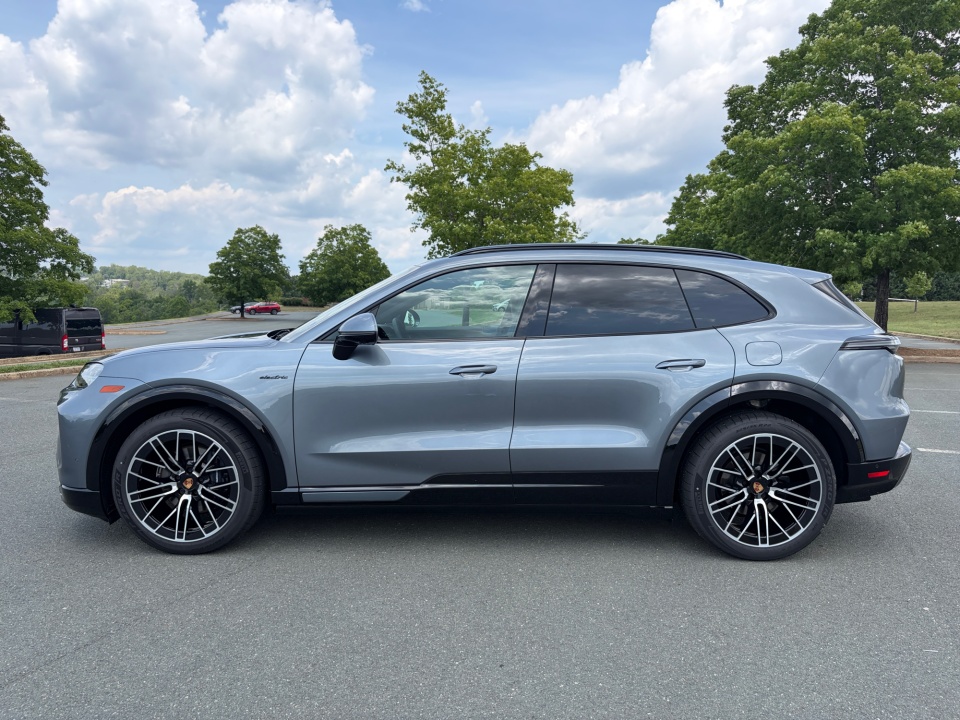 WP1AA2X17TD000405 2026 Porsche Cayenne Electric Electric