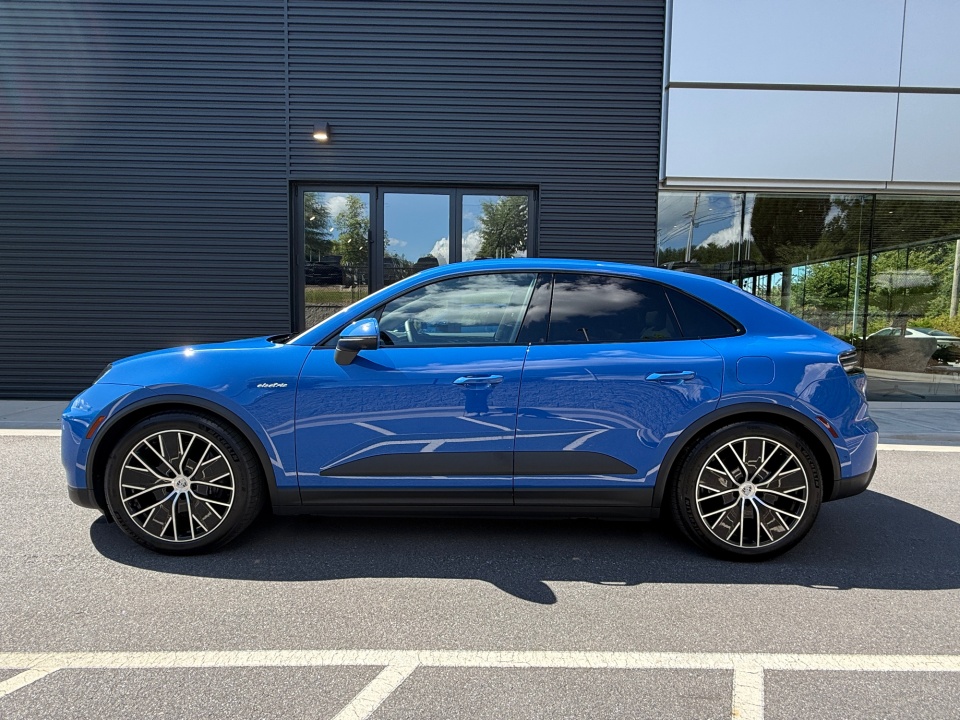 WP1AA2XA1TL001586 2026 Porsche Macan Electric Electric 4