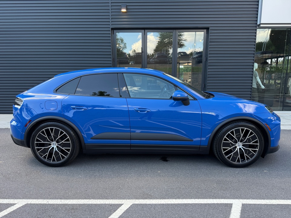 WP1AA2XA1TL001586 2026 Porsche Macan Electric Electric 4