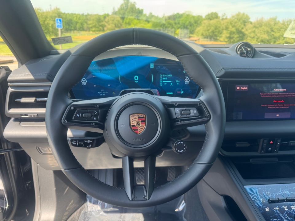 WP1AA2XA9TL001240 2026 Porsche Macan Electric 4