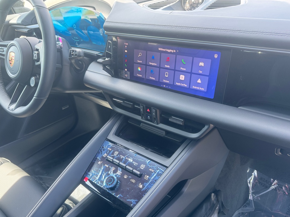 WP1AA2XA9TL001240 2026 Porsche Macan Electric 4