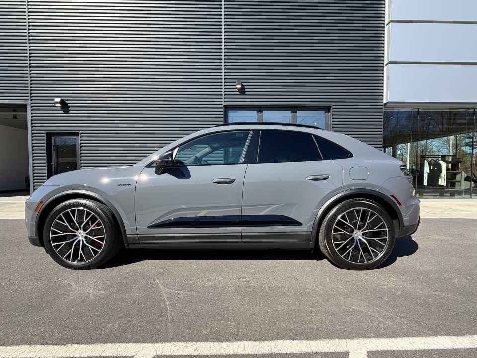 WP1AB2XA1TL150111 2026 Porsche Macan Electric 4S