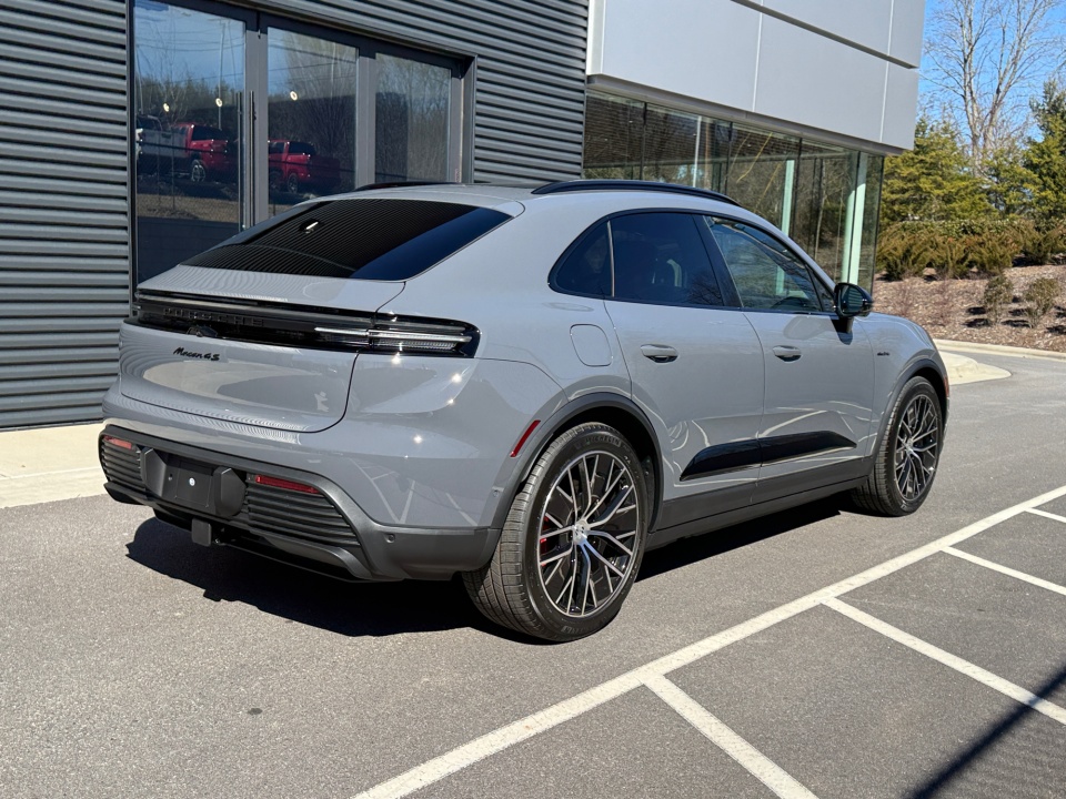 WP1AB2XA1TL150111 2026 Porsche Macan Electric 4S
