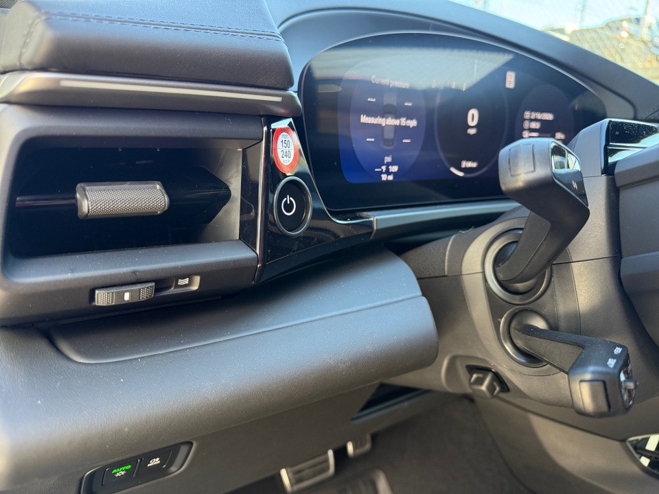 WP1AB2XA1TL150111 2026 Porsche Macan Electric 4S