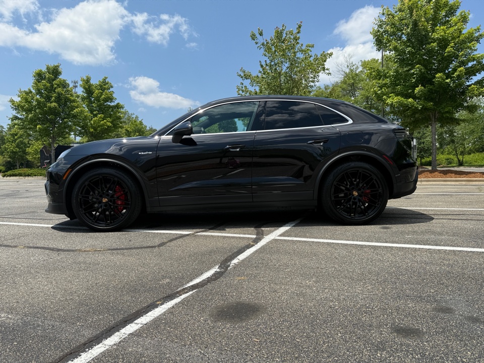 WP1AB2XA4SL152403 2025 Porsche Macan Electric 4S