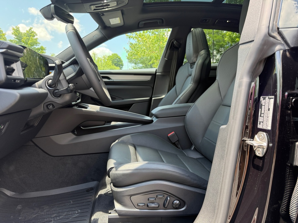 WP1AB2XA4SL152403 2025 Porsche Macan Electric 4S