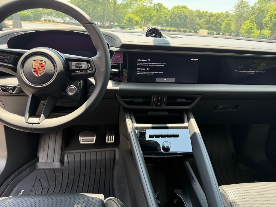 WP1AB2XA4SL152403 2025 Porsche Macan Electric 4S