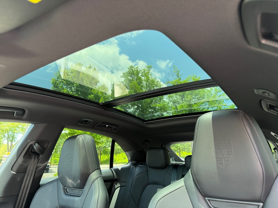 WP1AB2XA4SL152403 2025 Porsche Macan Electric 4S