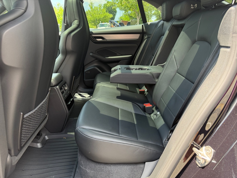 WP1AB2XA4SL152403 2025 Porsche Macan Electric 4S