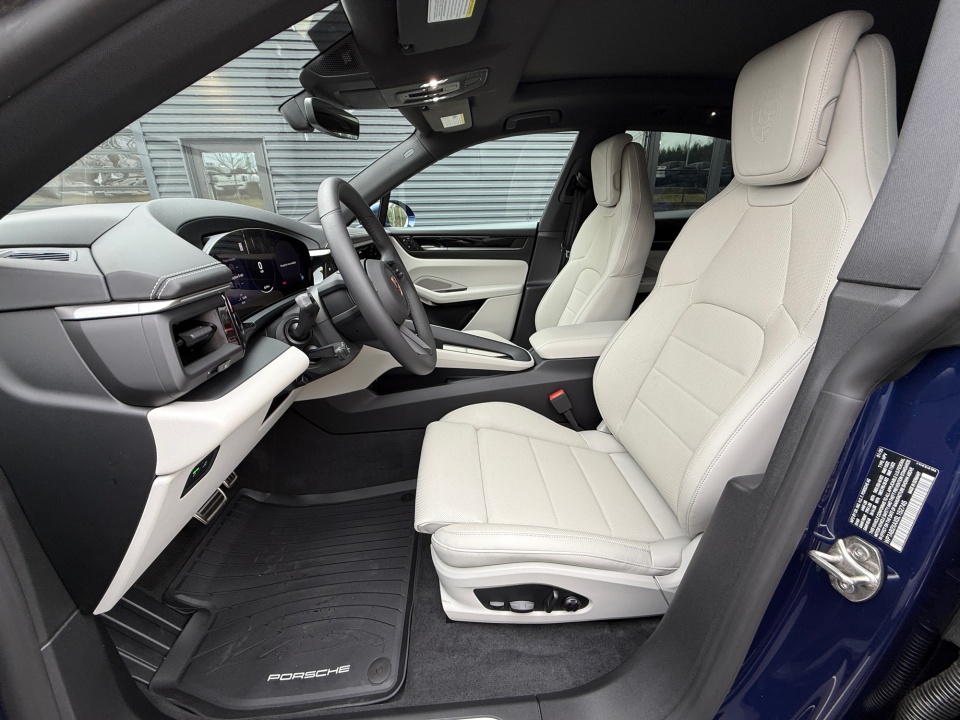 WP1AB2XAXSL152745 2025 Porsche Macan Electric 4S