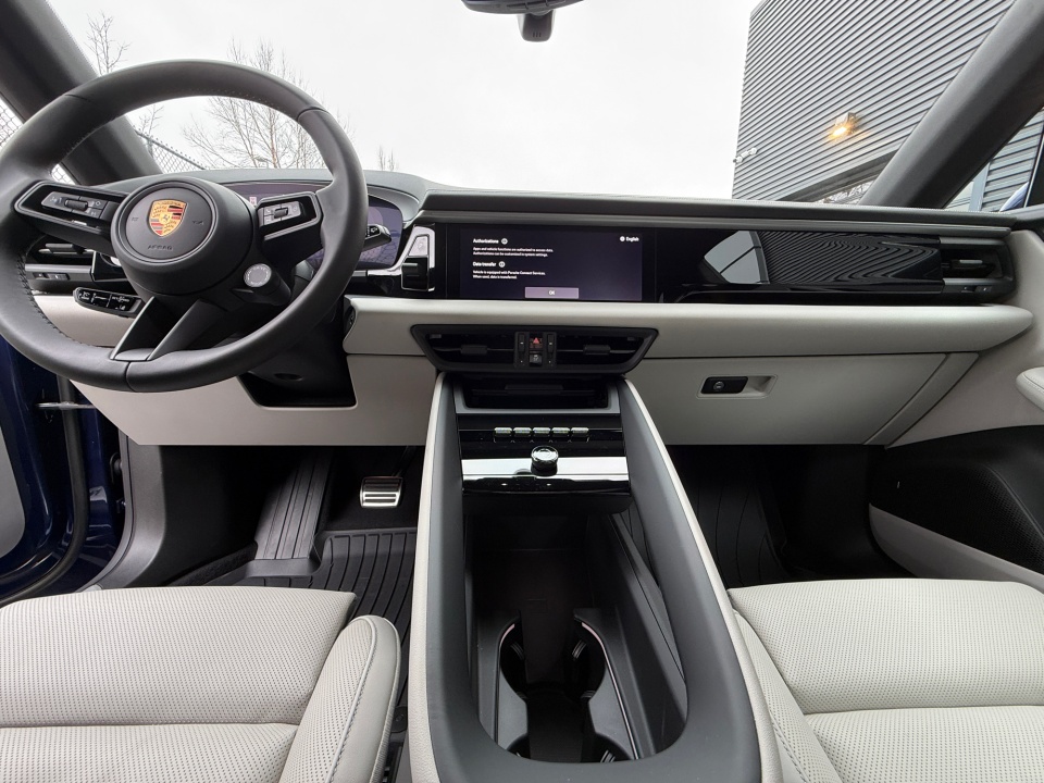 WP1AB2XAXSL152745 2025 Porsche Macan Electric 4S