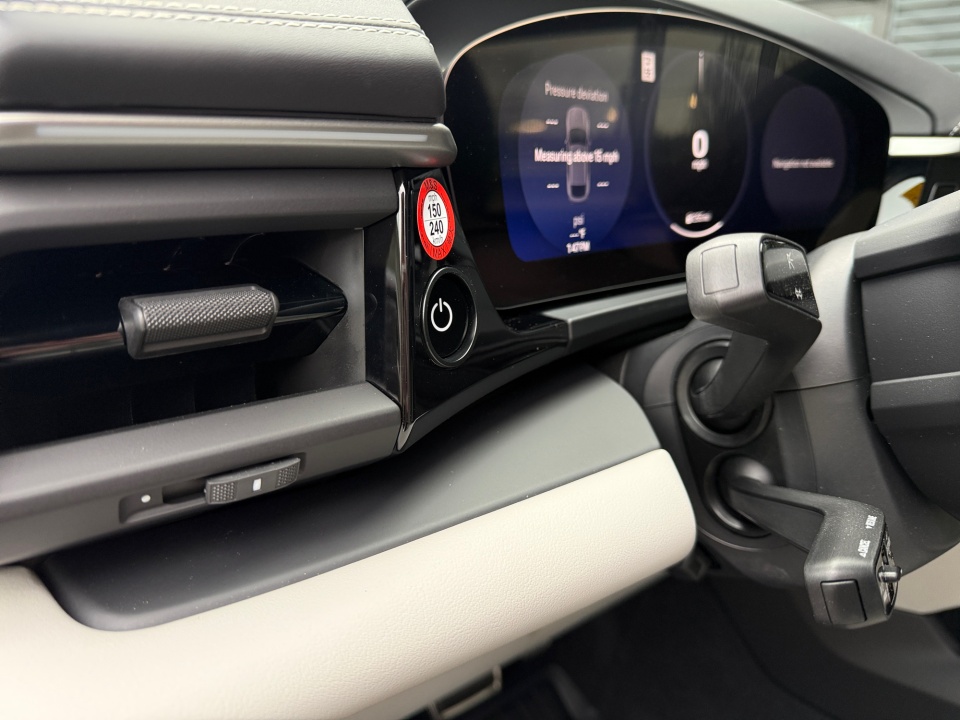 WP1AB2XAXSL152745 2025 Porsche Macan Electric 4S