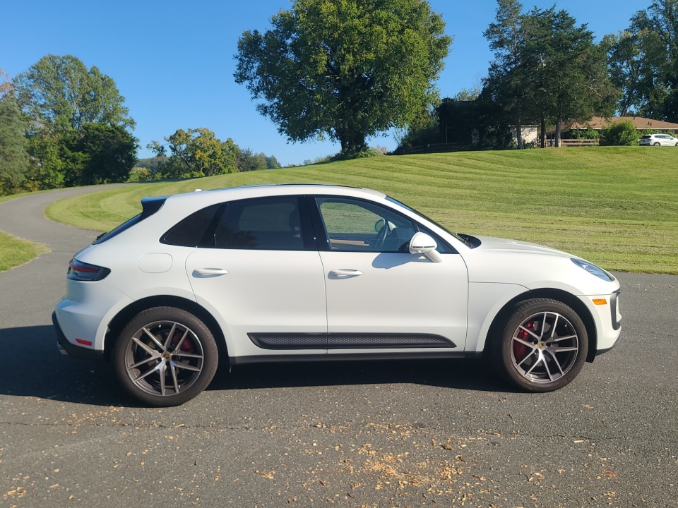 Used 2022 Porsche Macan SUV