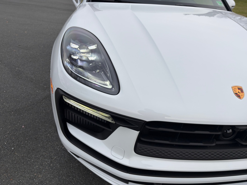 WP1AG2A52TLB41515 2026 Porsche Macan S