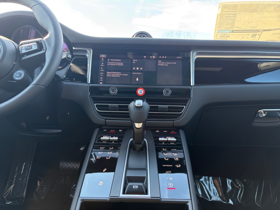 WP1AG2A58TLB40921 2026 Porsche Macan S