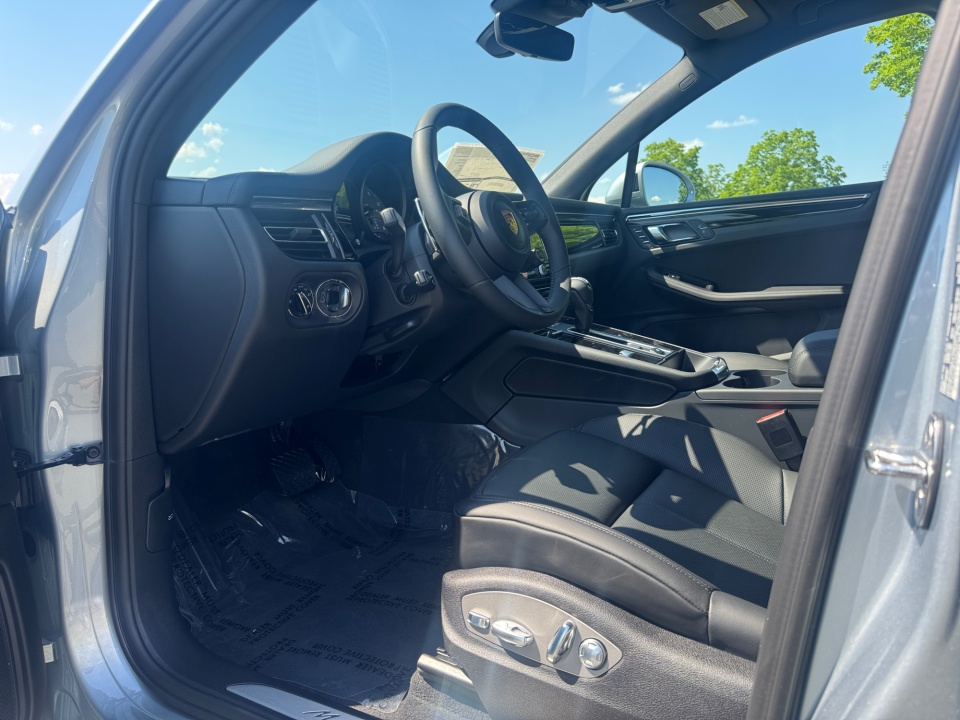 WP1AG2A58TLB43642 2026 Porsche Macan S