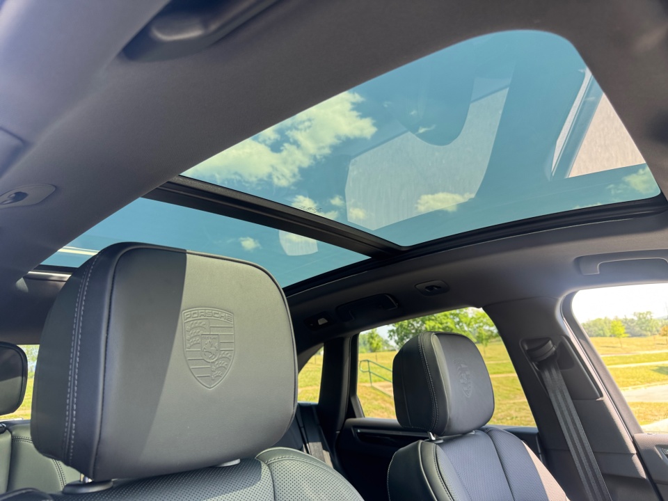 WP1AG2A58TLB43642 2026 Porsche Macan S