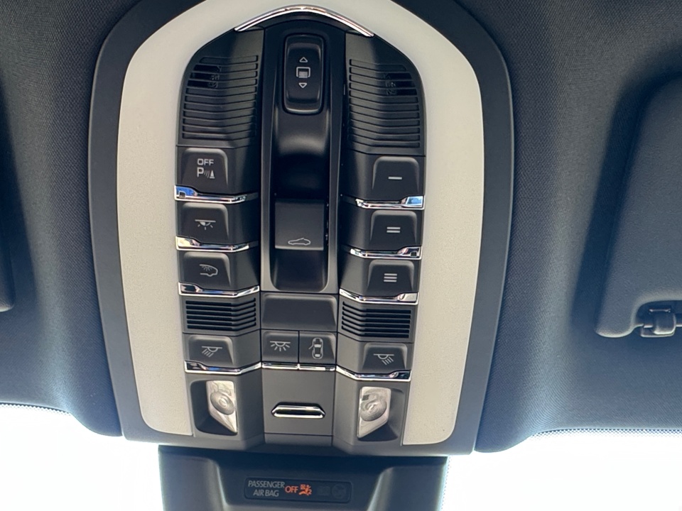 WP1AG2A58TLB43642 2026 Porsche Macan S