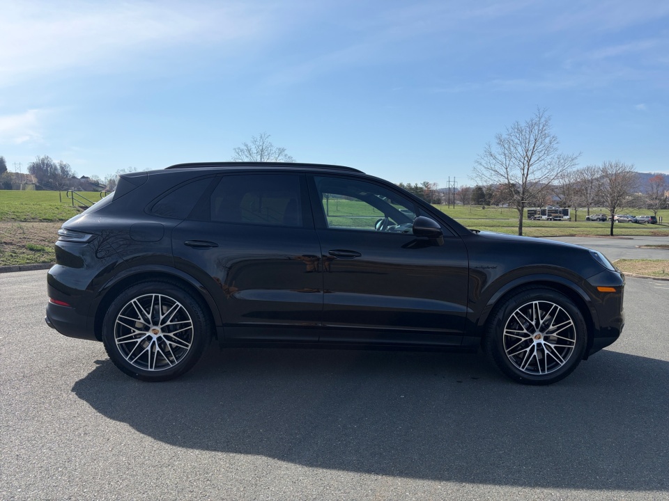 WP1AN2AY1TDA20453 2026 Porsche Cayenne E-Hybrid S
