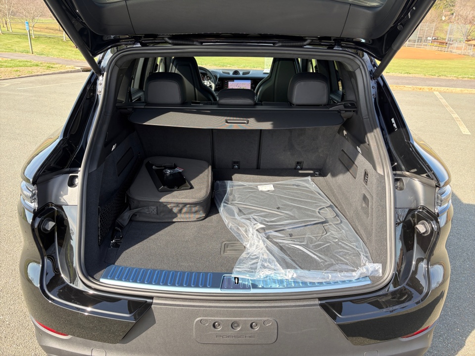 WP1AN2AY1TDA20453 2026 Porsche Cayenne E-Hybrid S