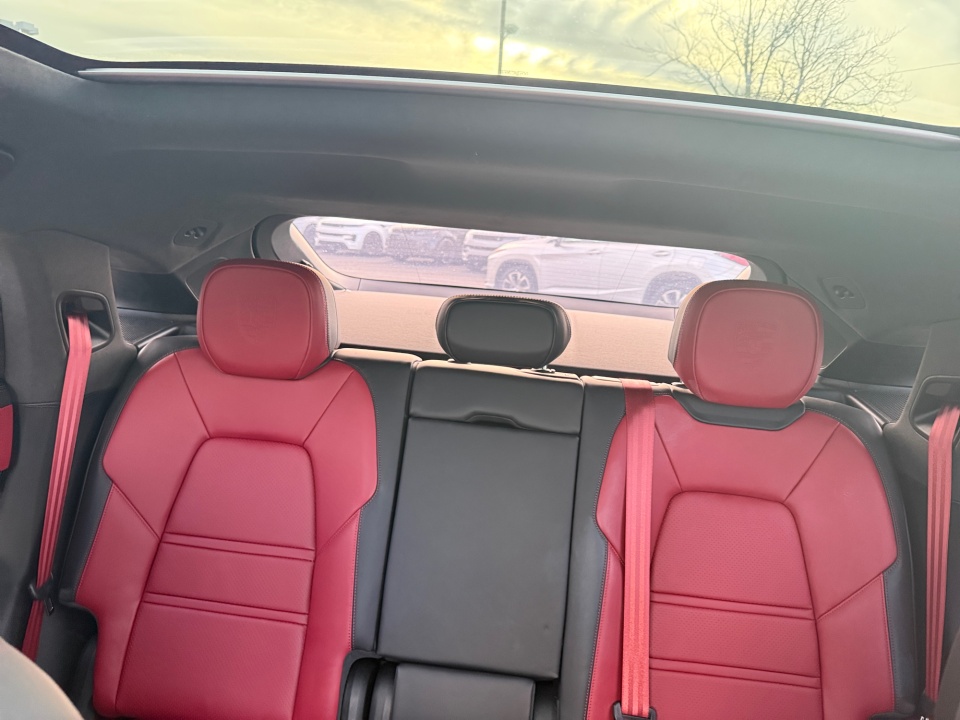 WP1BA2AY9RDA52950 2024 Porsche Cayenne Coupe