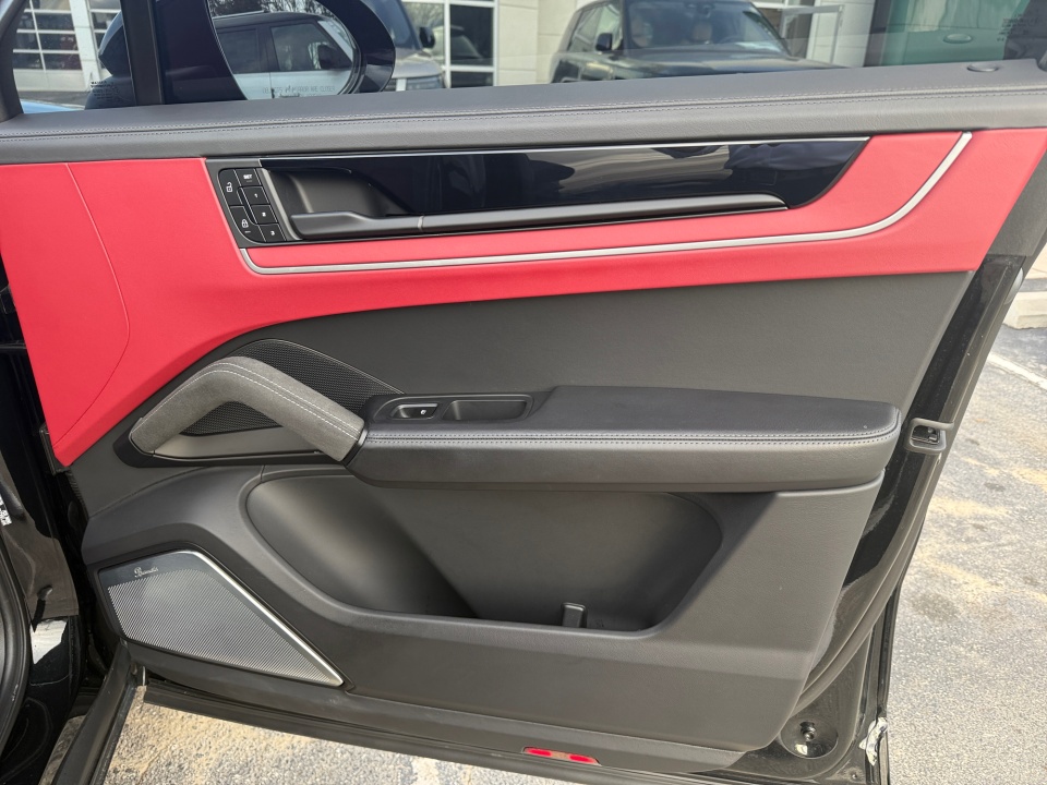 WP1BA2AY9RDA52950 2024 Porsche Cayenne Coupe