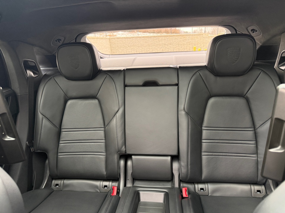 WP1BG2AY8TDA61077 2026 Porsche Cayenne Coupe GTS