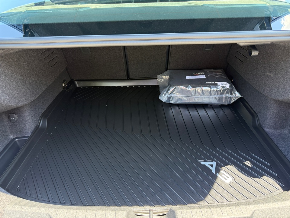 WUAGWDGY0TA912970 2026 Audi RS 3