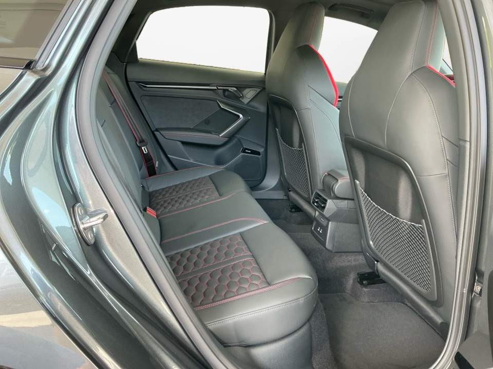 WUAGWDGY5TA912267 2026 Audi RS 3