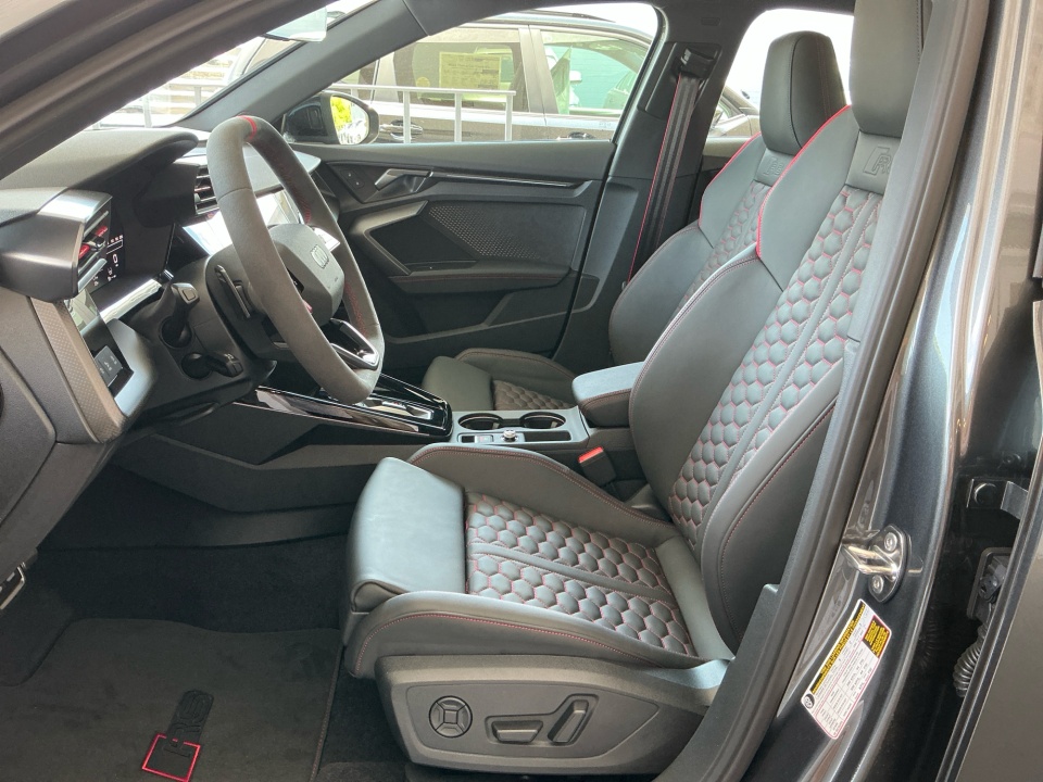 WUAGWDGY5TA912267 2026 Audi RS 3