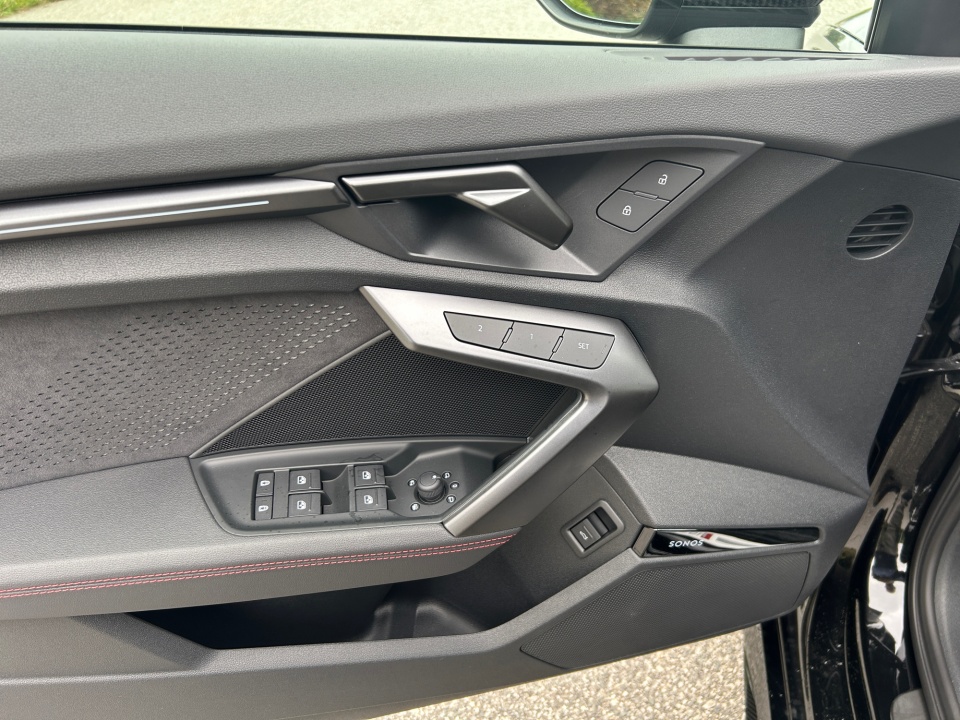 WUAGWDGY6TA912049 2026 Audi RS 3