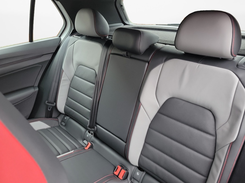 WVW3E7CD4TW156324 2026 Volkswagen Golf GTI SE