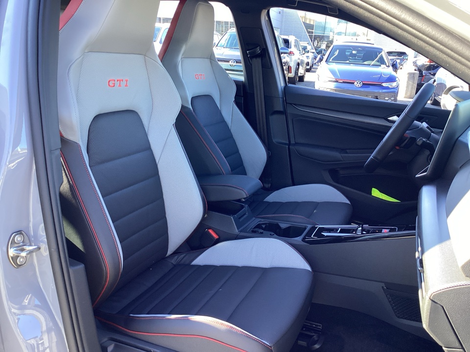 WVW3E7CD5TW176064 2026 Volkswagen Golf GTI SE