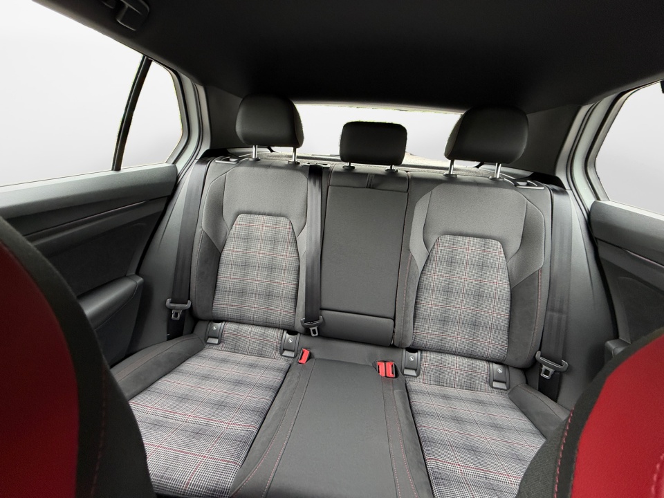 WVWLE7CD2TW249696 2026 Volkswagen Golf GTI S