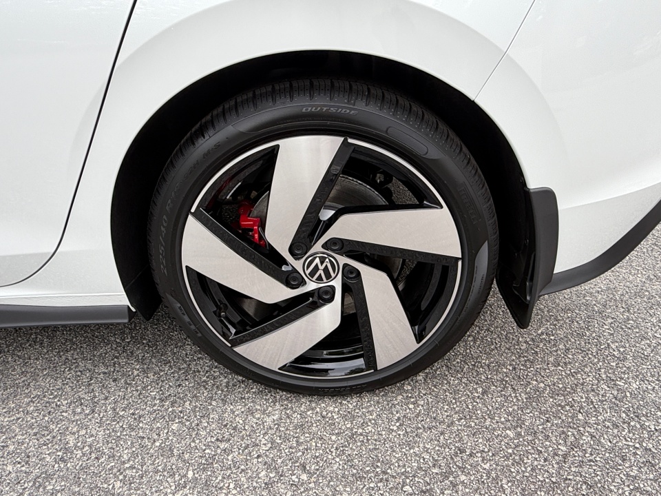 WVWLE7CD2TW249696 2026 Volkswagen Golf GTI S