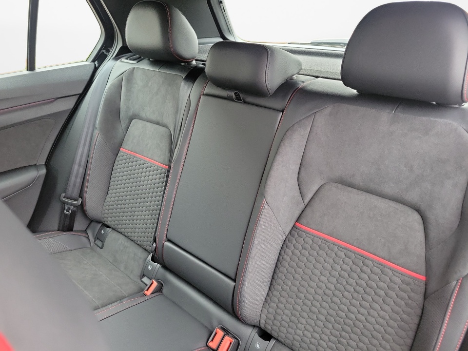 WVWSE7CD8TW175597 2026 Volkswagen Golf GTI SE