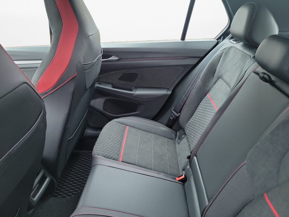 WVWSE7CD8TW175597 2026 Volkswagen Golf GTI SE