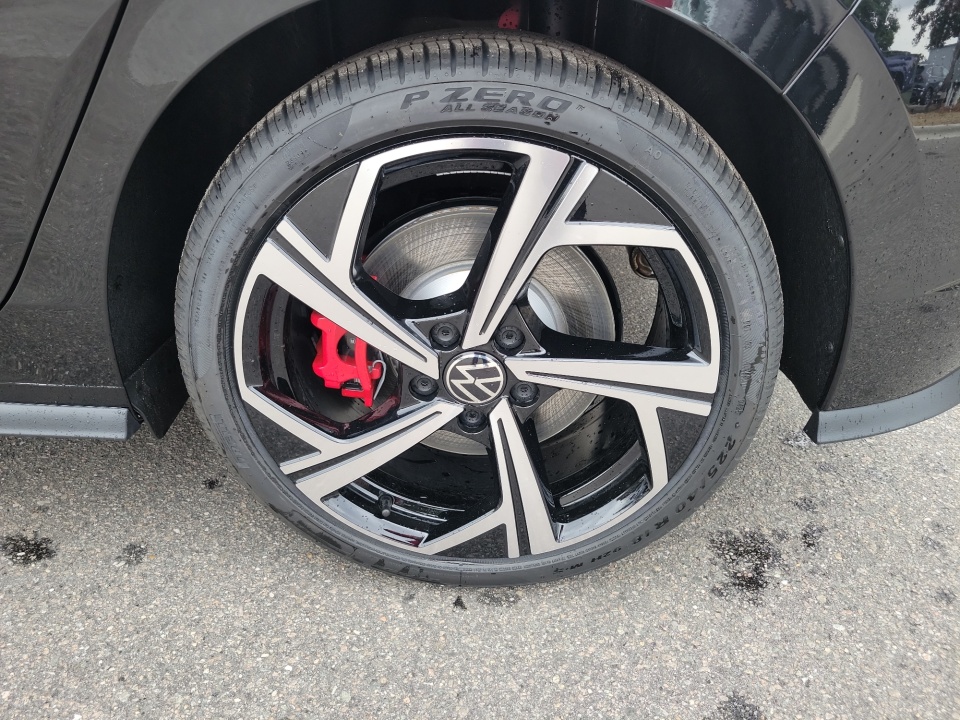 WVWSE7CD8TW175597 2026 Volkswagen Golf GTI SE