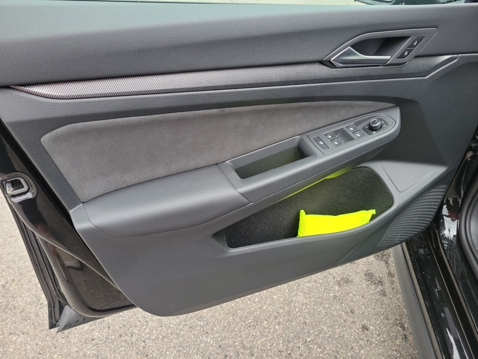 WVWSE7CD8TW175597 2026 Volkswagen Golf GTI SE