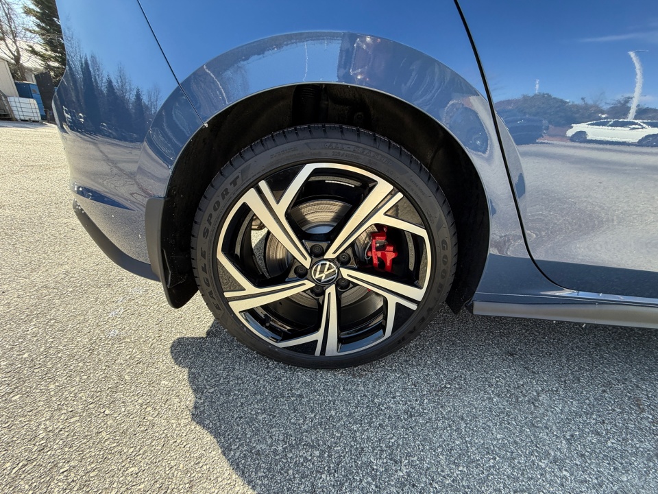 WVWSE7CD8TW200496 2026 Volkswagen Golf GTI SE