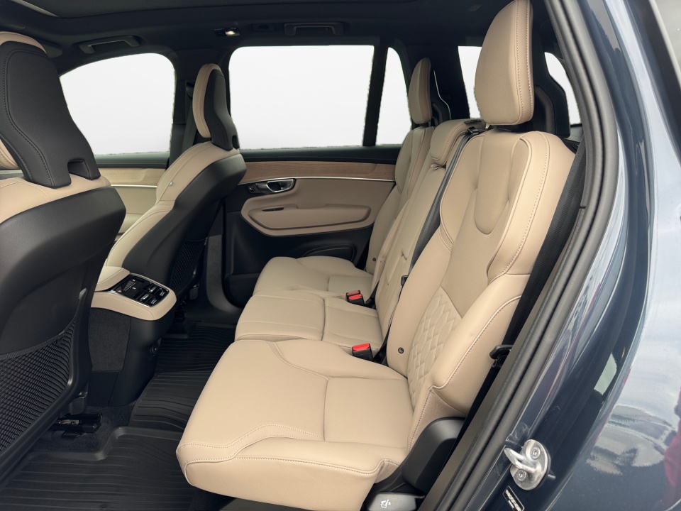 YV4062PE0T1433003 2026 Volvo XC90 B6 Plus 7-Seater